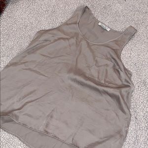 Silky pocket tank top